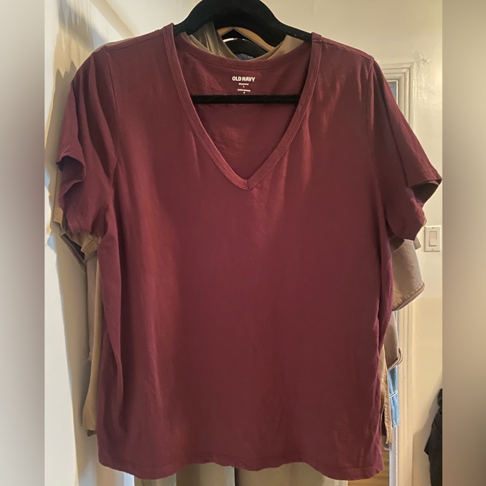100% Cotton V-Neck Tee